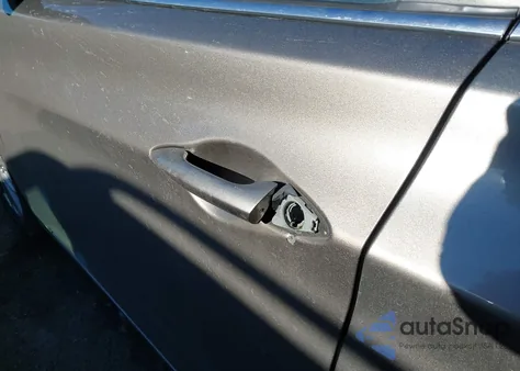 2015 Hyundai Elantra Se z USA, uszkodzony, nr VIN 5NPDH4AE5FH613254